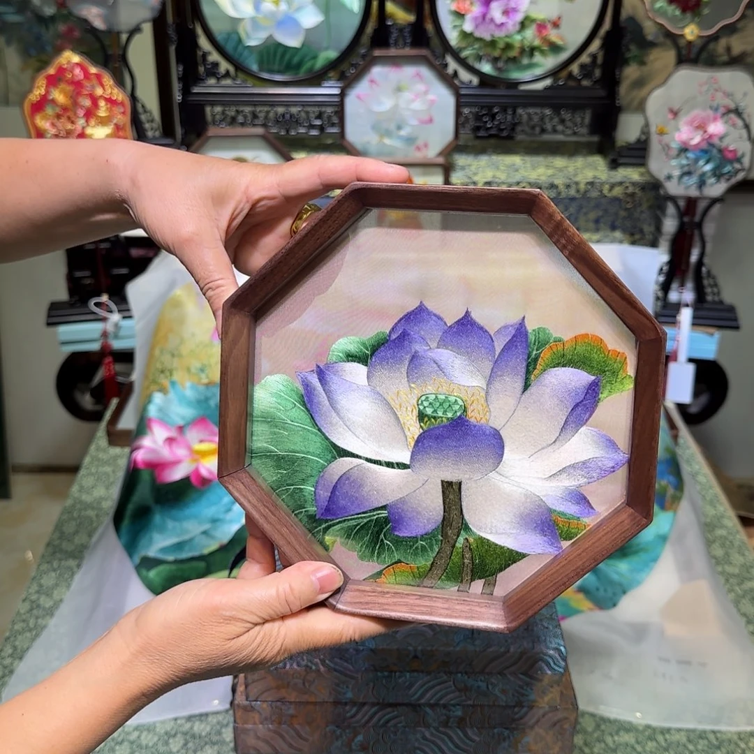 刺绣刺绣工艺精湛独特异色精品