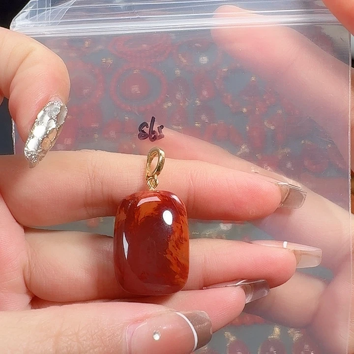 南红玛瑙银S925镶嵌吊坠