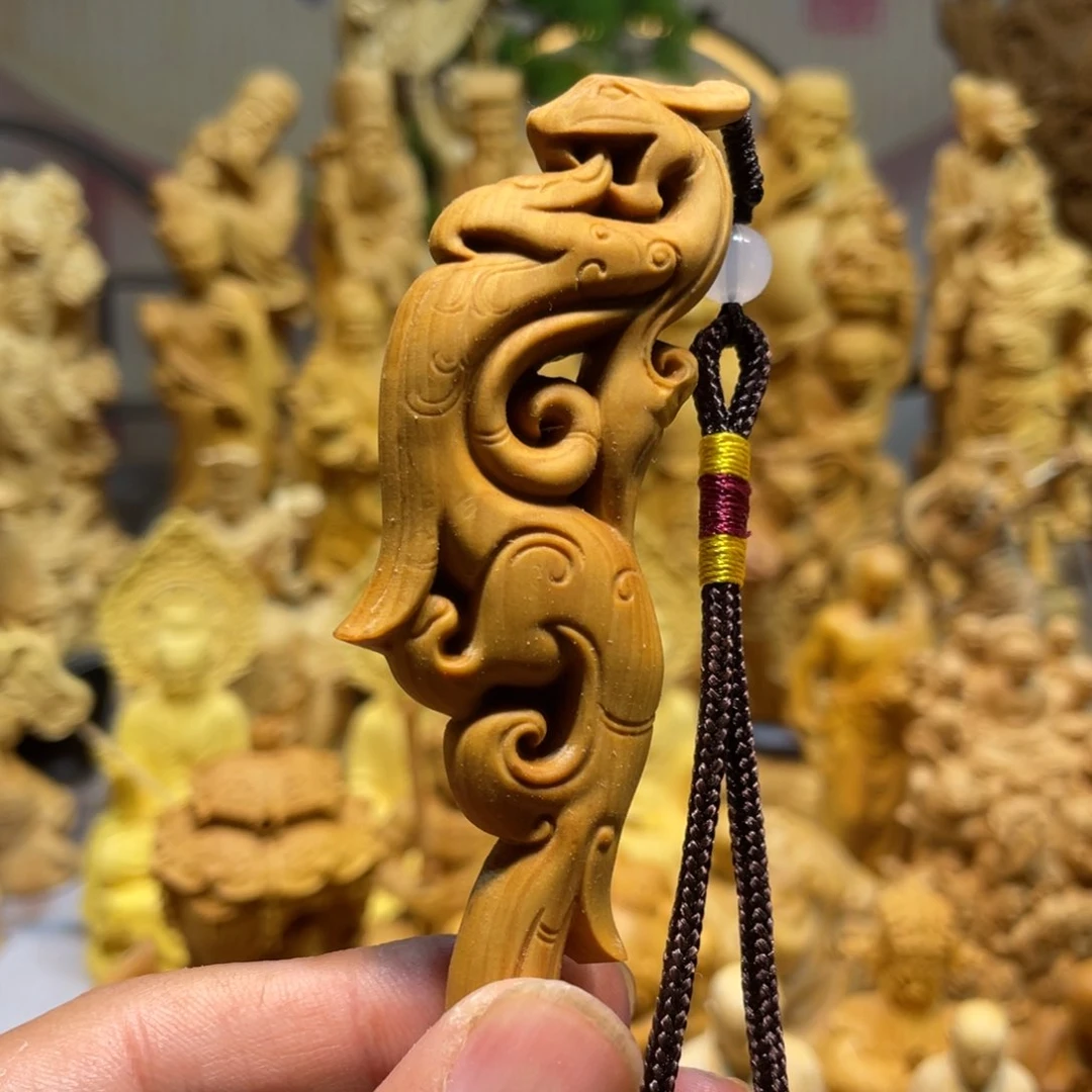 黄杨木黄杨木小叶瑕疵龙挂件