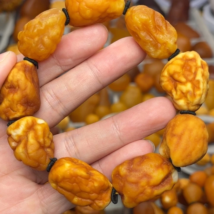 琥珀未镶嵌裸石天然蜜蜡手串