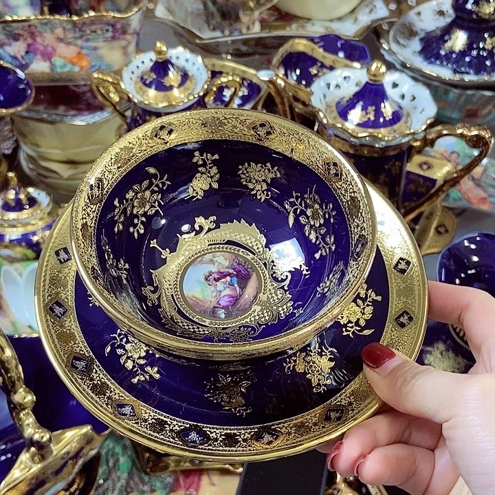 碗微瑕…………………………………………