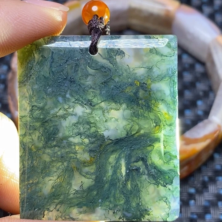 玛瑙/玉髓颈饰未镶嵌人**月