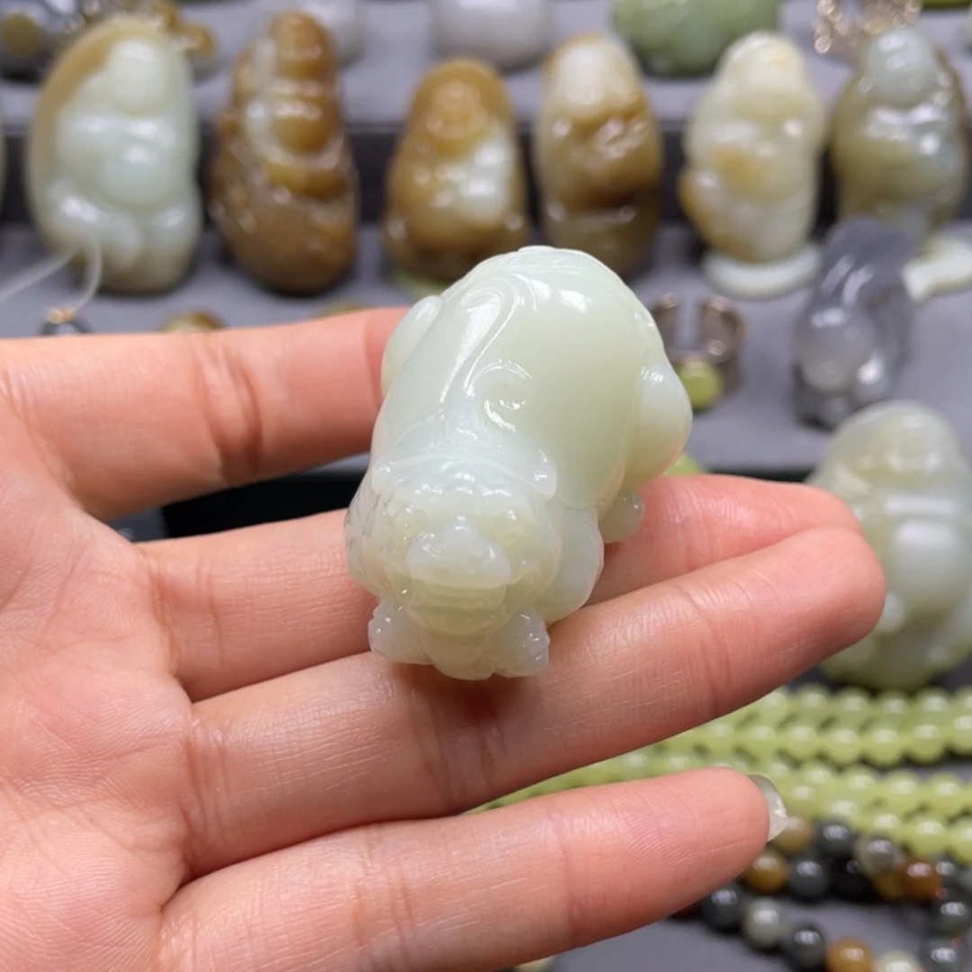 【闪购商品】未镶嵌和田玉挂件继**石