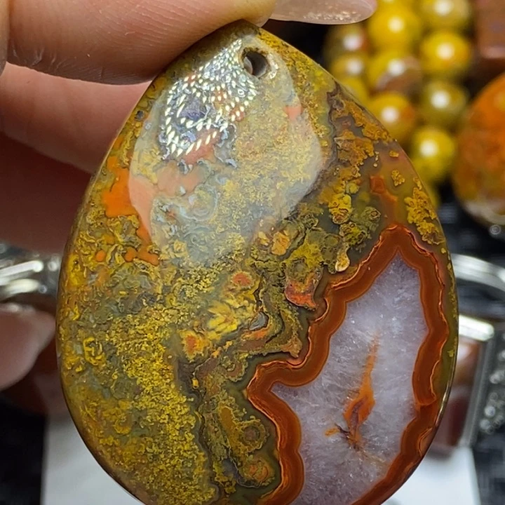 玛瑙/玉髓颈饰未镶嵌