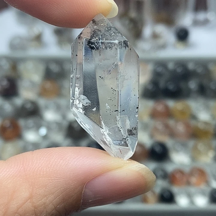 水晶颈饰未镶嵌彩虹闪灵钻