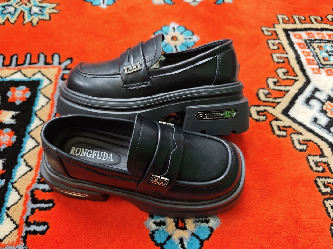 2025你的新款鞋子 8838