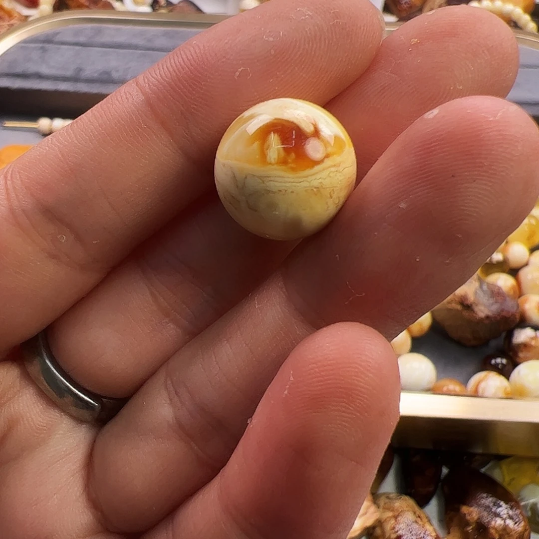 未镶嵌定制蜜蜡李****?琥珀蜜蜡原石定制
