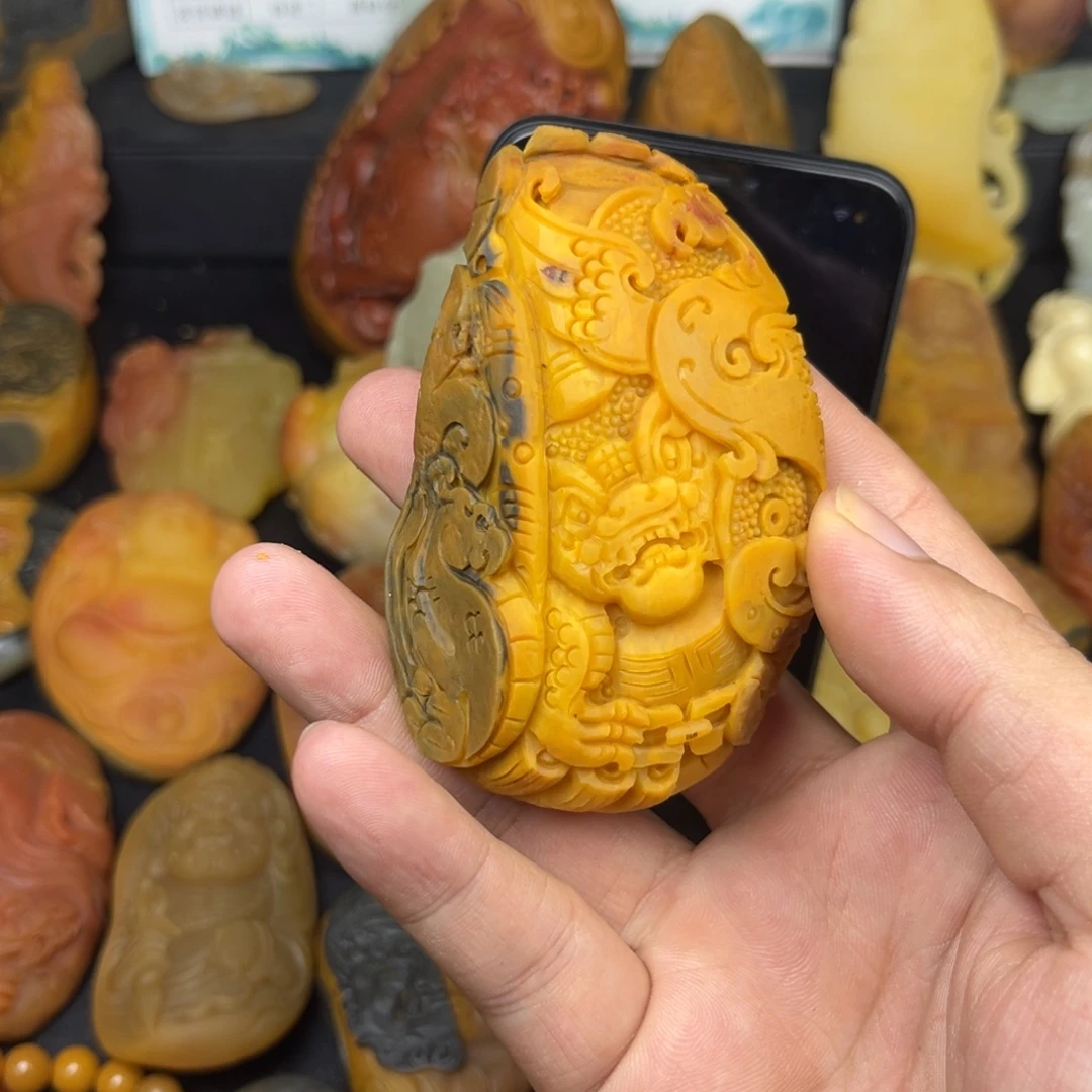 冷***浪石英岩玉未镶嵌颈饰