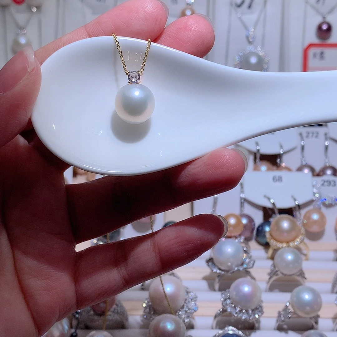 银S925镶嵌淡水珍珠吊坠(赠链)CC12.4mm