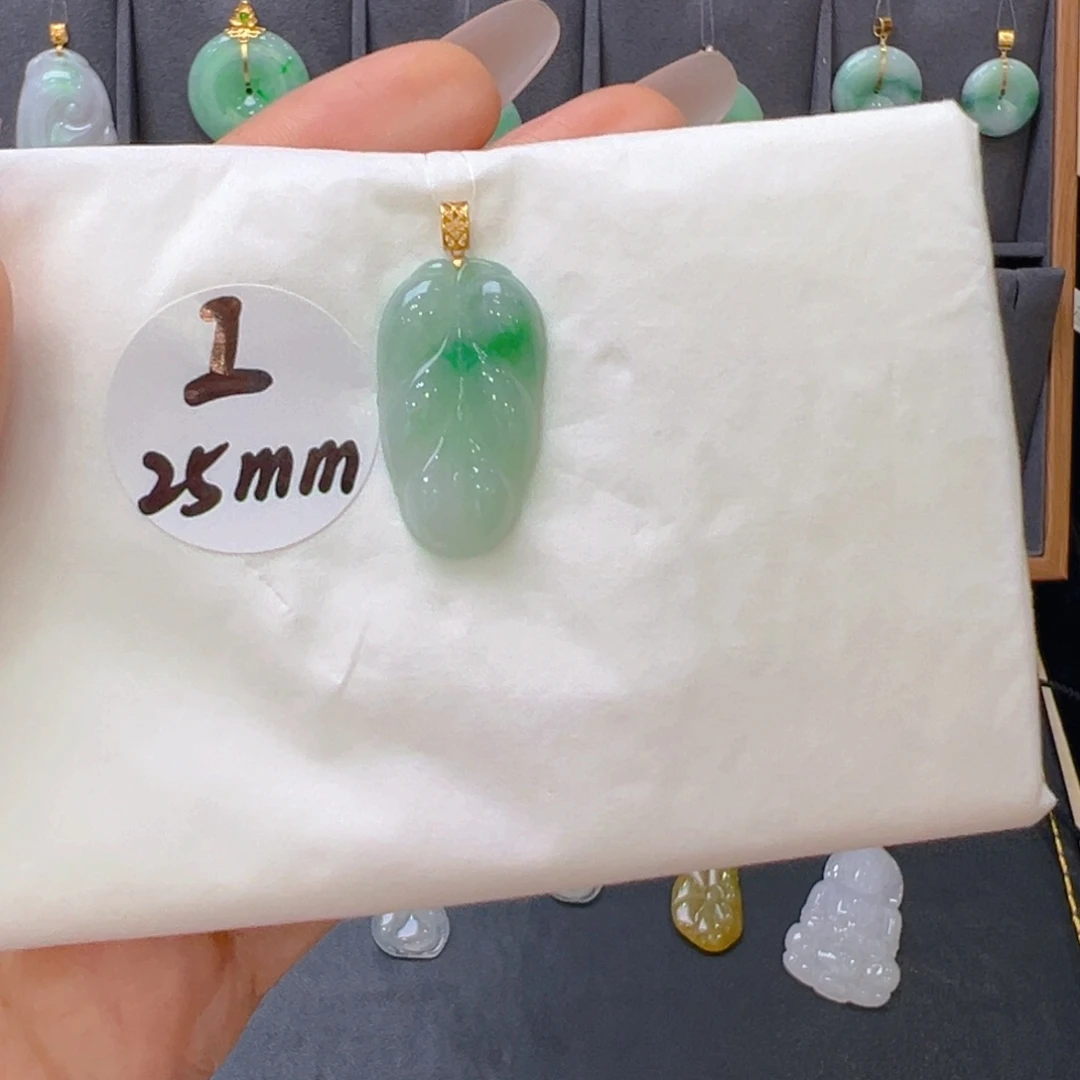 吊坠(不含链)18K金镶嵌翡翠