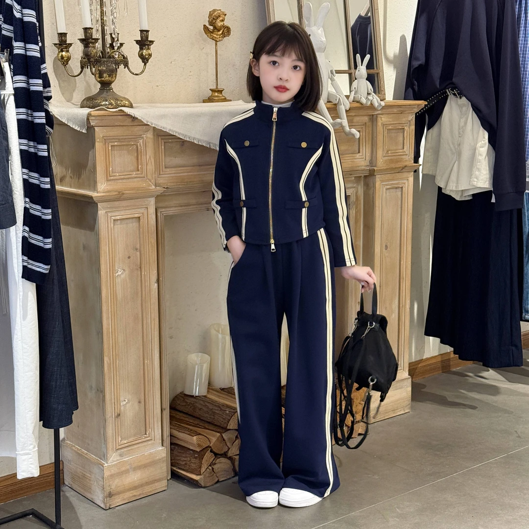 女童韩版4粒扣子双织带套装春秋2025钉扣设计外套中大童运动两件