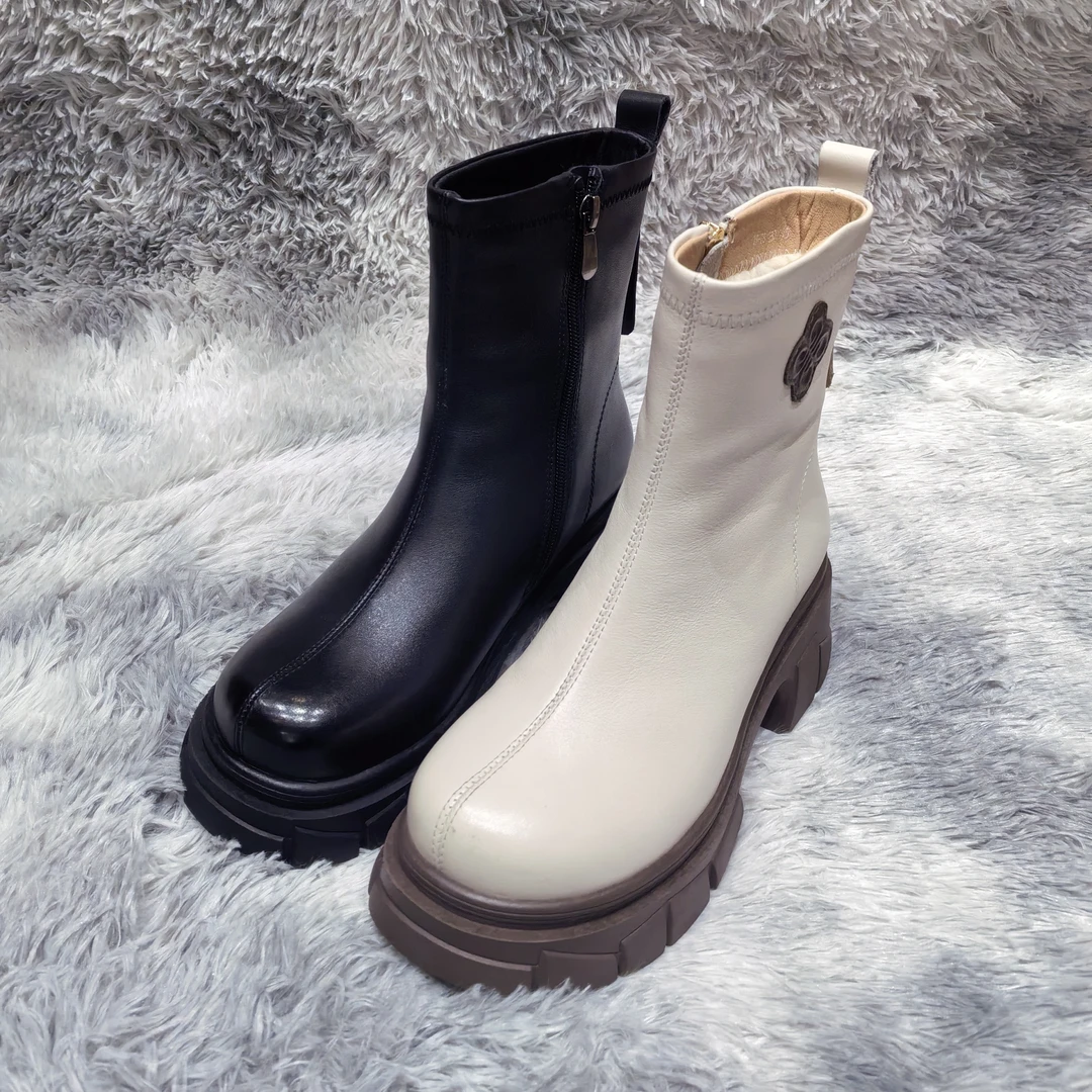 英伦风侧拉链厚底时尚冬季圆头粗跟牛皮短靴