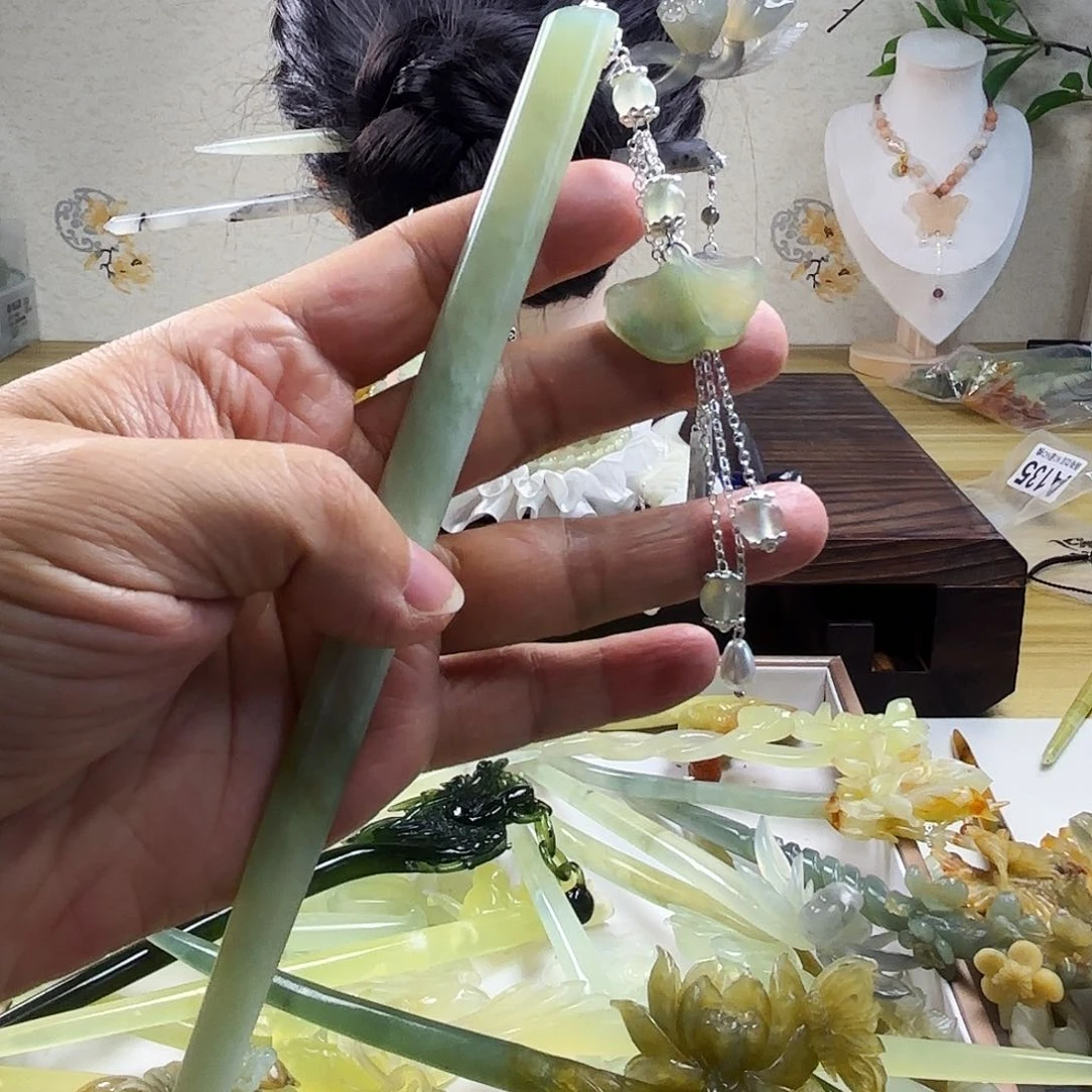 蛇纹石玉发饰合金