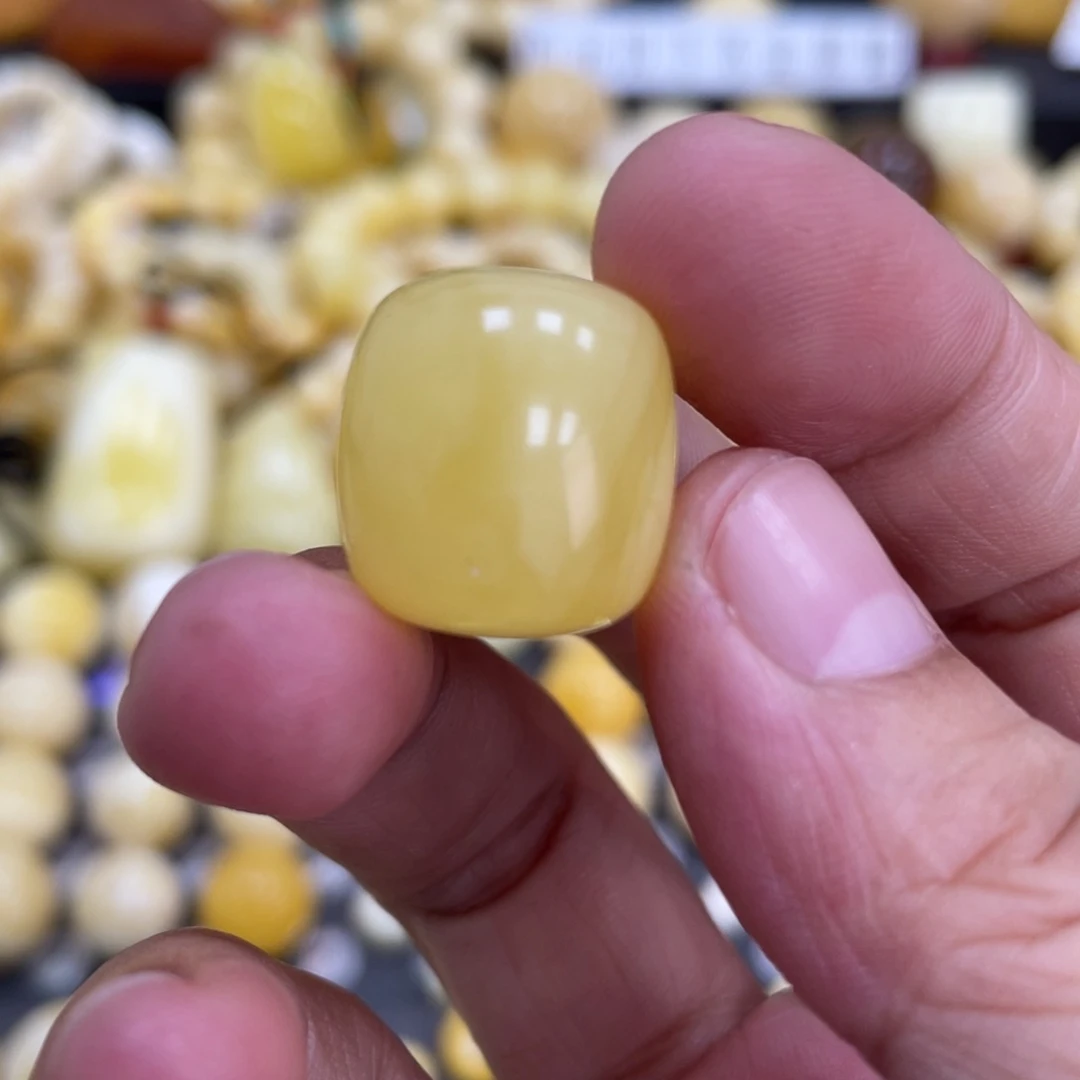 未镶嵌琥珀珠宝奇石16*18mm福利款