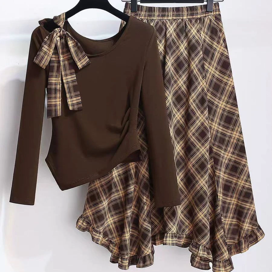 斜领露肩长袖T恤格子配雪纺半身裙女薄2025早秋装新款穿搭一整套