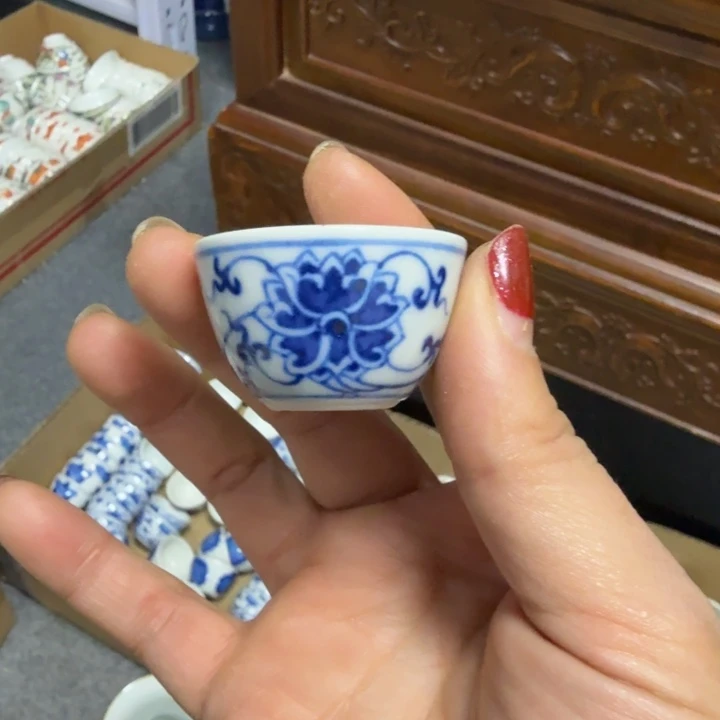 景德镇陶瓷杯子盖碗