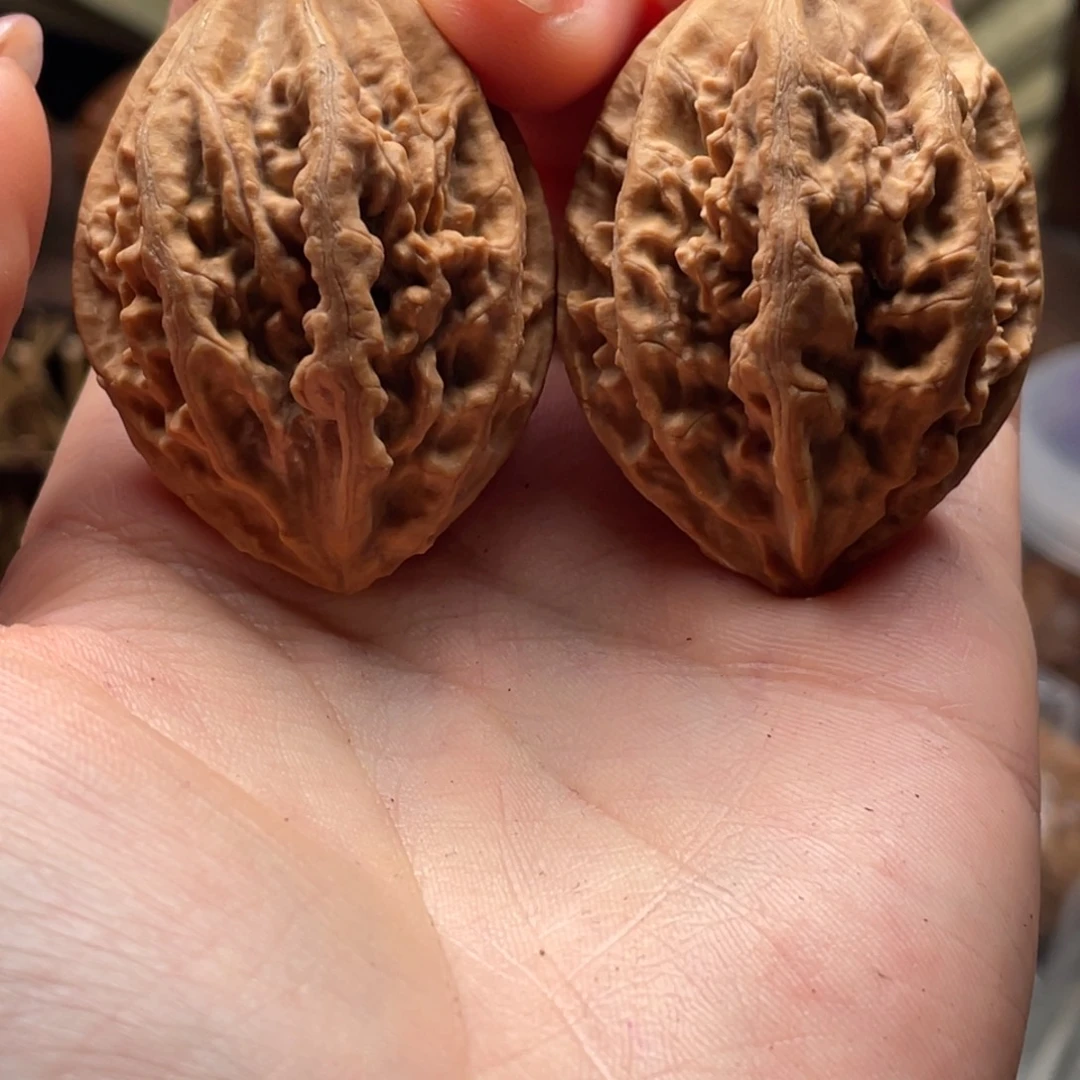 文玩核桃把件楸刀鱼106