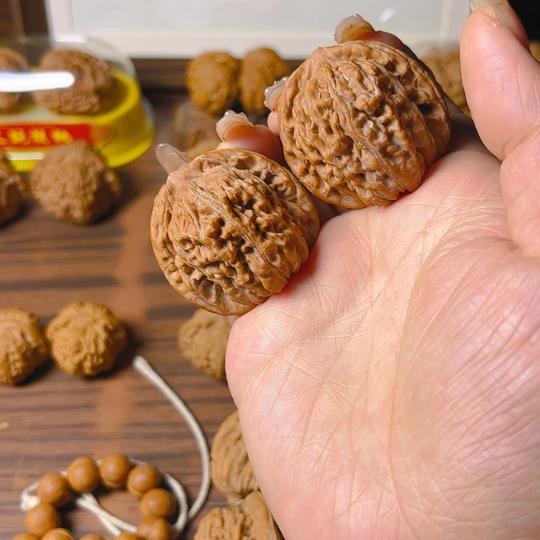 全品无修文玩核桃40红皮楼