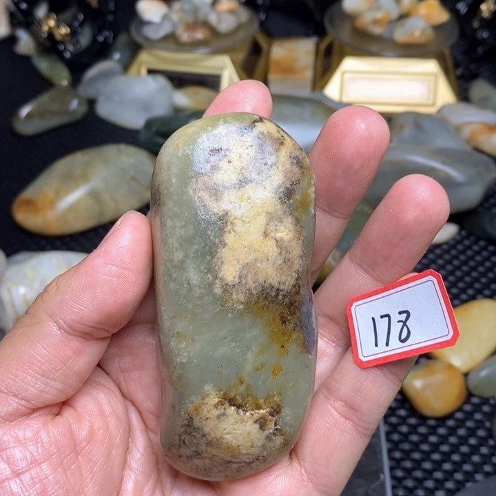 未镶嵌和田玉把件178