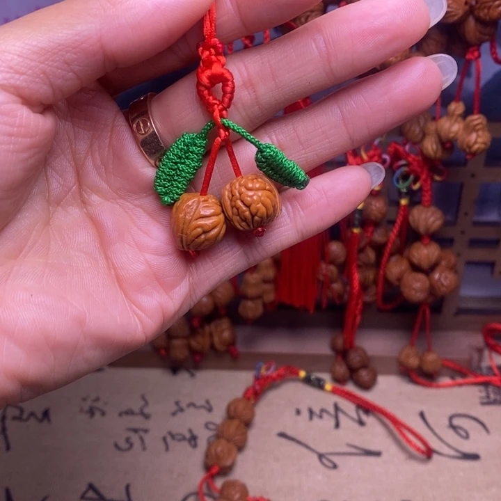 吊坠桃核龙纹桃枭