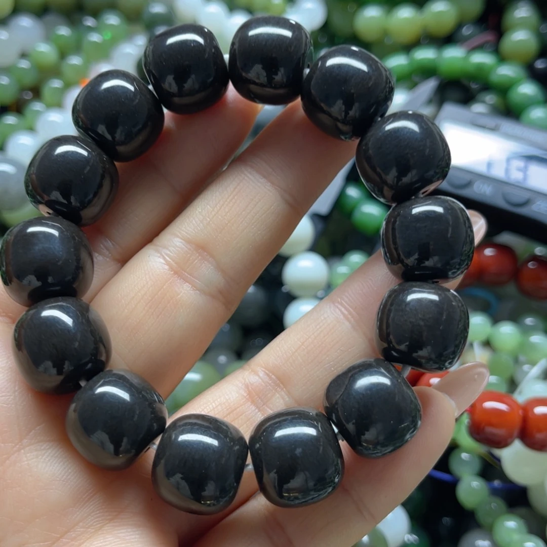 未镶嵌和田玉手链