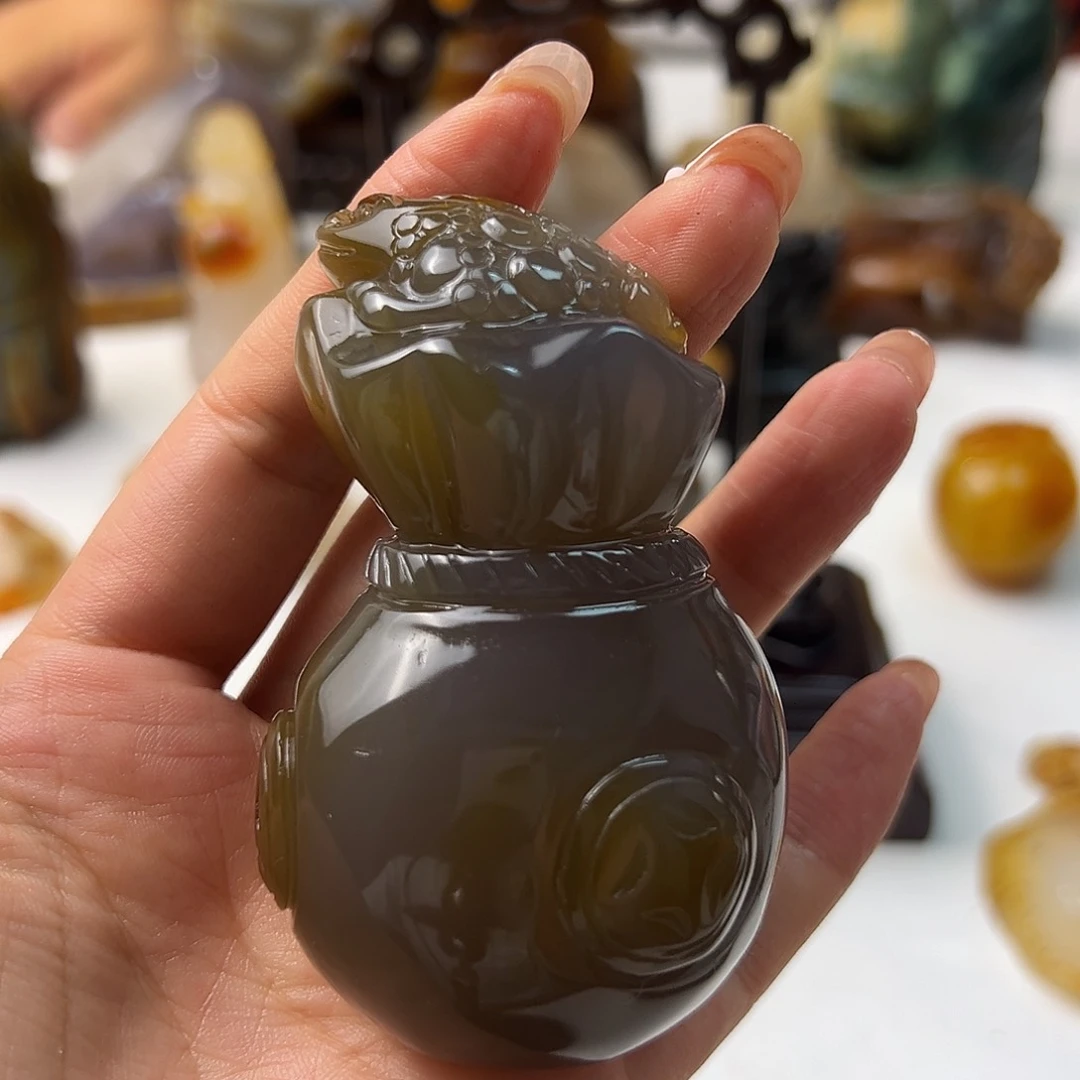 玛瑙/玉髓颈饰未镶嵌
