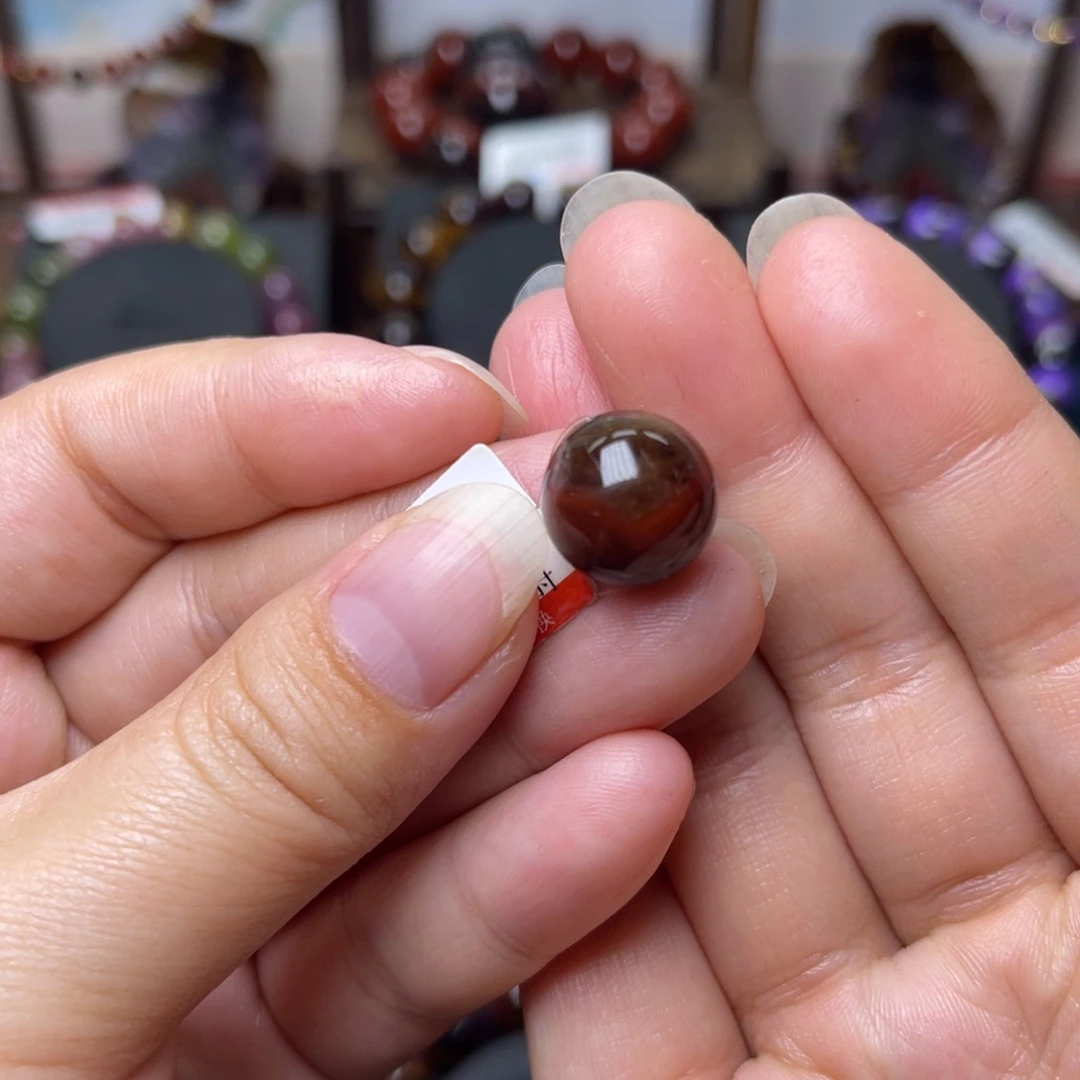 未镶嵌水晶手链极光牛血红单珠13