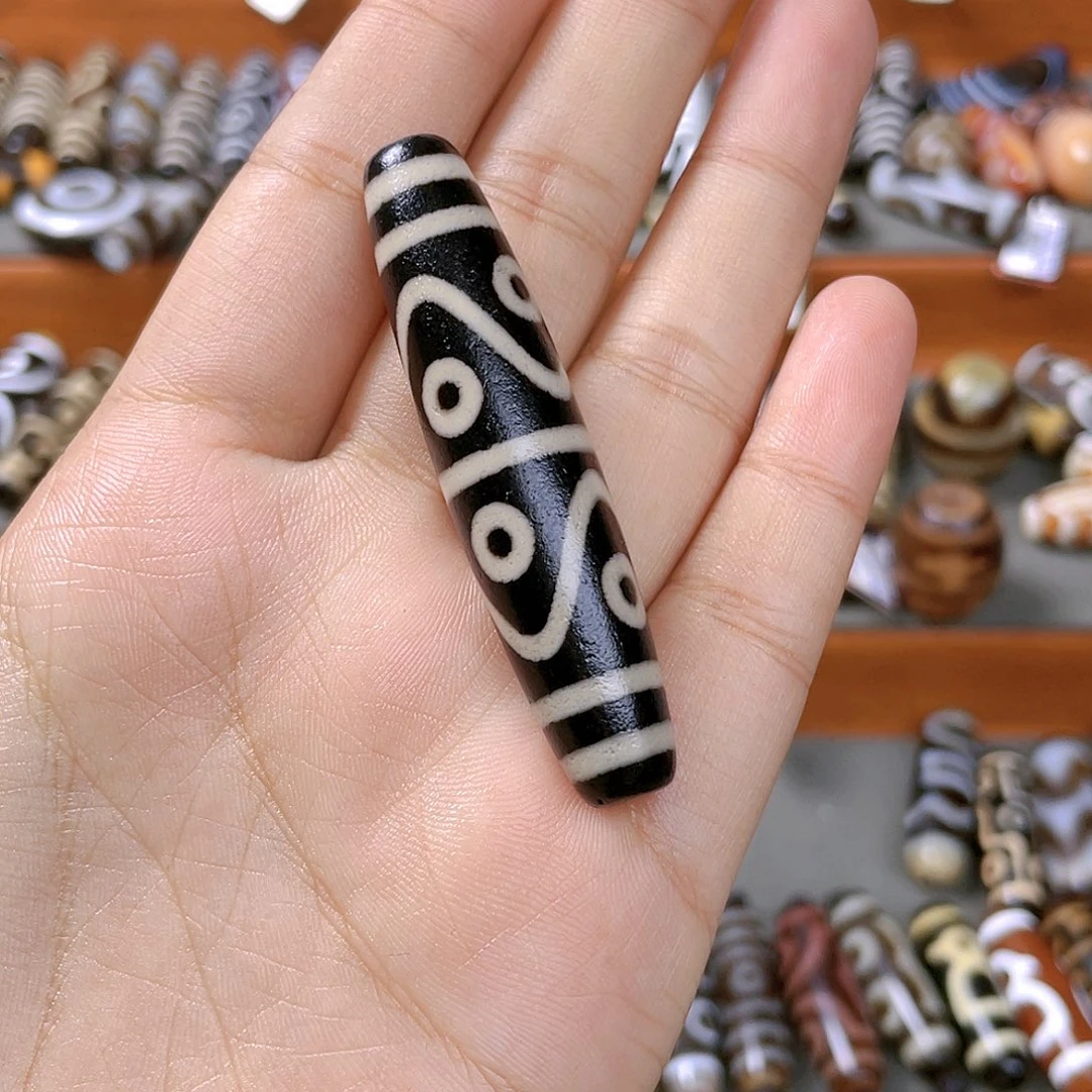 沫***。玛瑙/玉髓未镶嵌颈饰