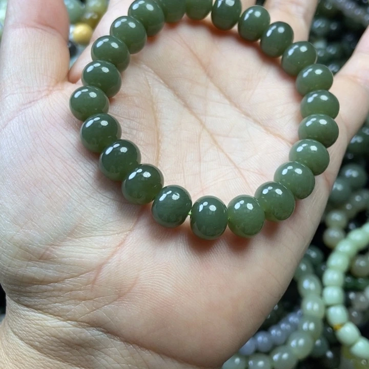 颈饰未镶嵌和田玉卡10