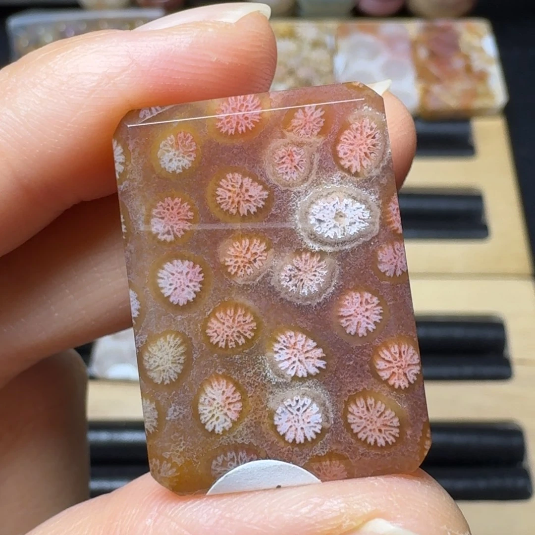 硅化玉红粉冰花花未镶嵌