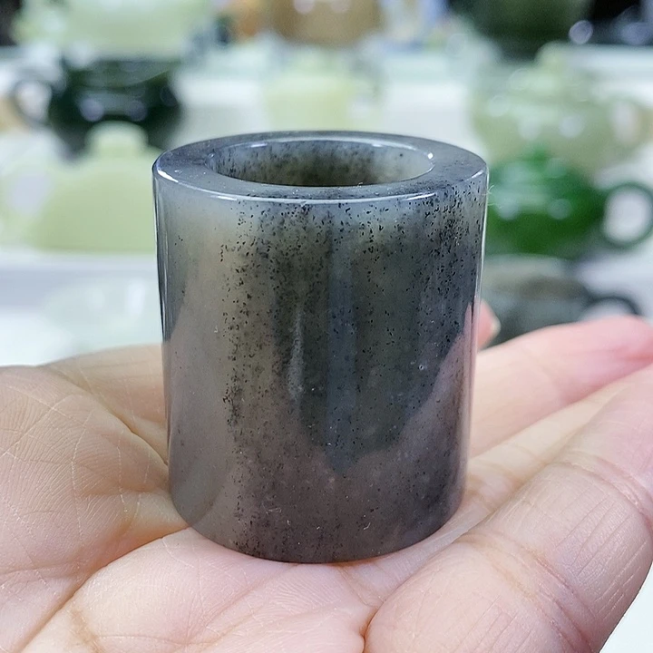 未镶嵌和田玉挂件盖置