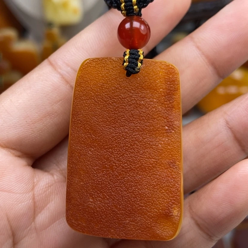 【闪购商品】琥珀颈饰未镶嵌
