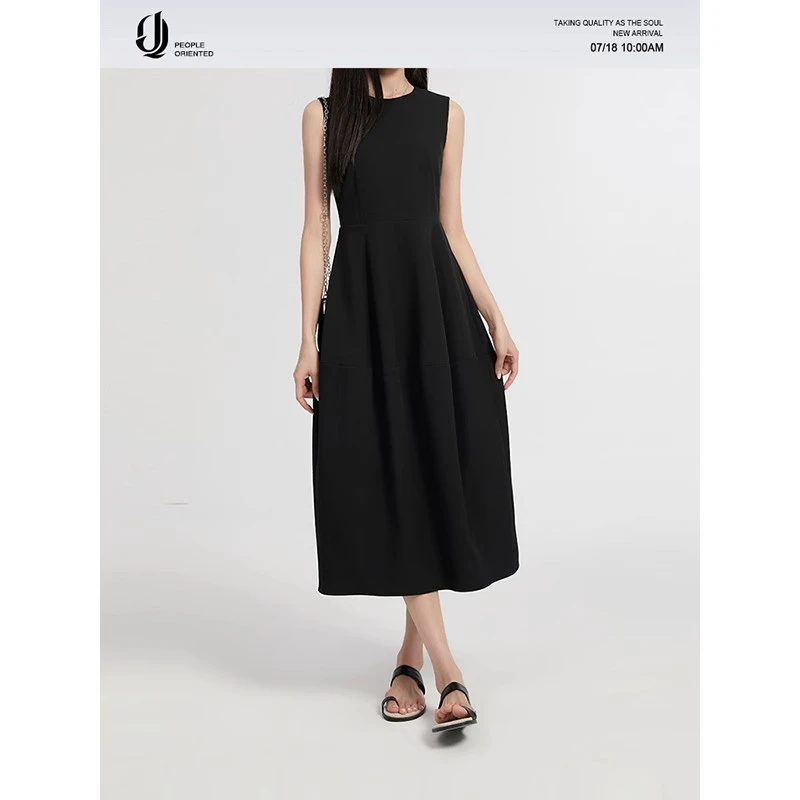 后开叉连衣裙无袖背心小黑裙2025新款春季显瘦裙子女24XQ668