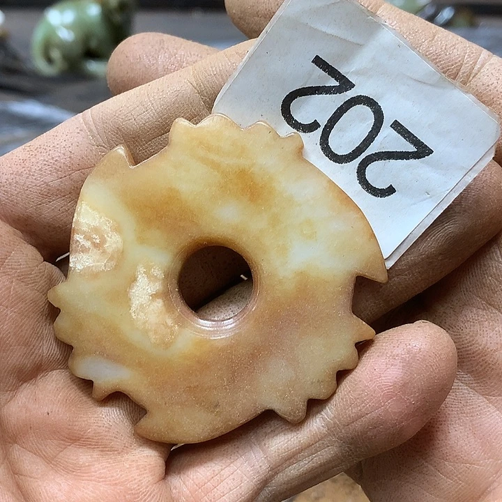 未镶嵌和田玉挂件