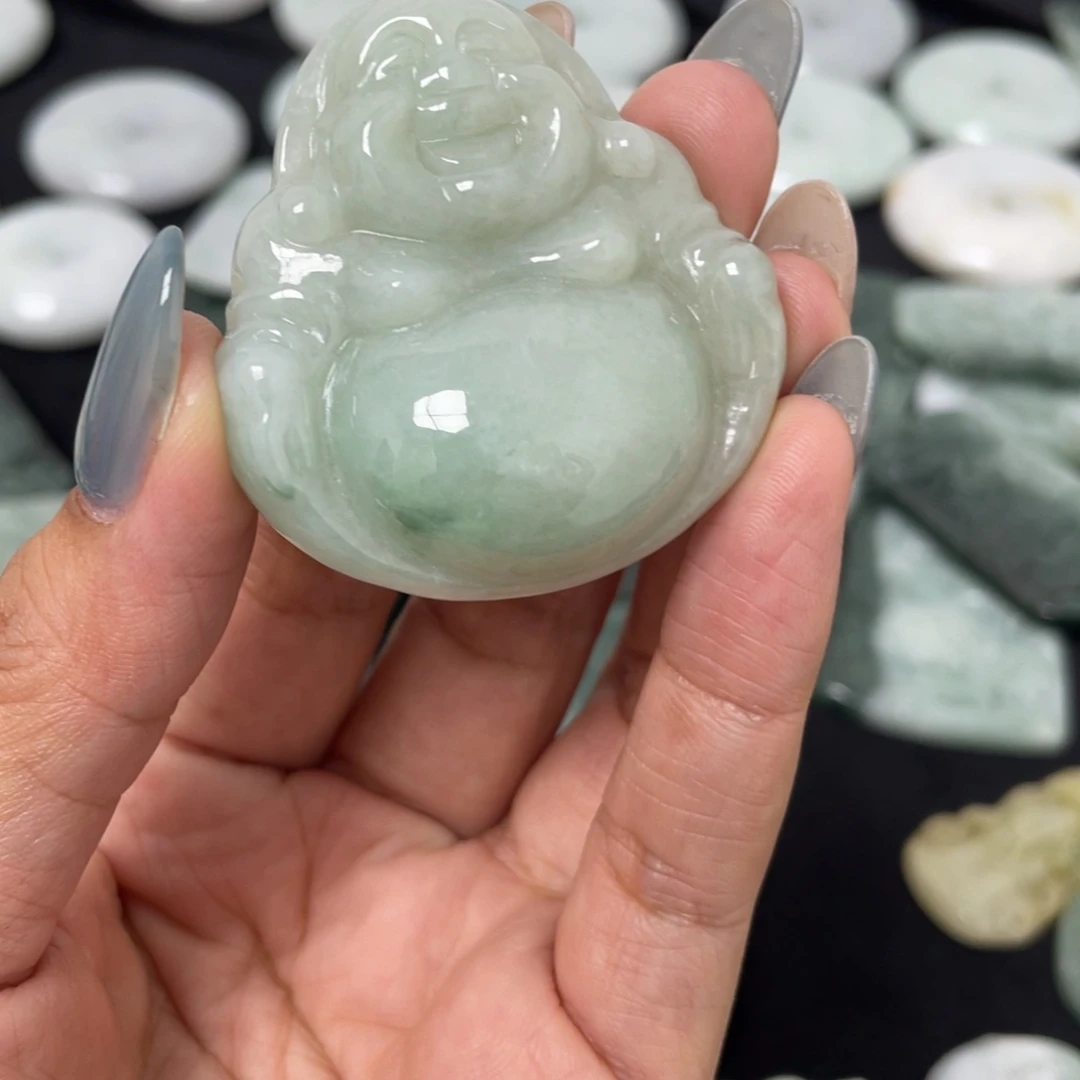 翡翠未镶嵌颈饰佛公