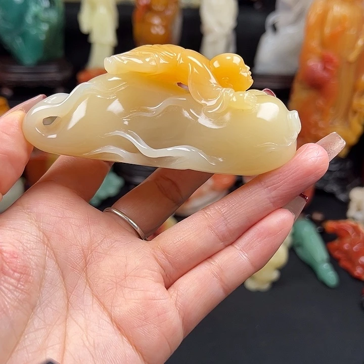 寿山石老性芙蓉石