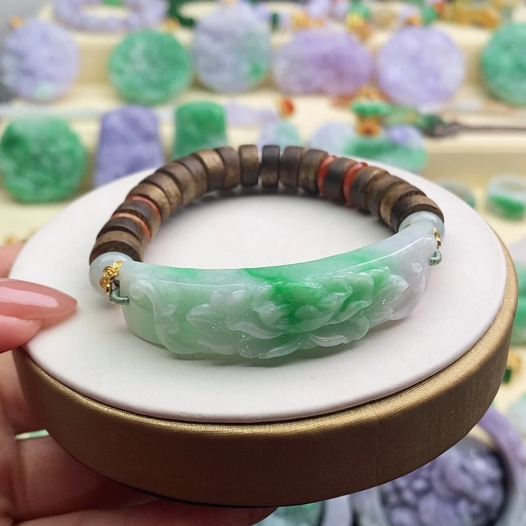 翡翠未镶嵌手镯手牌