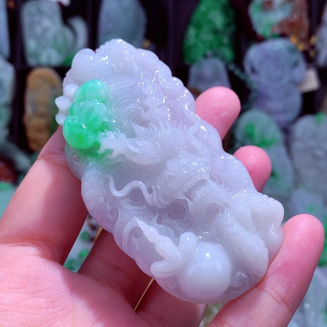 颈饰未镶嵌翡翠天然