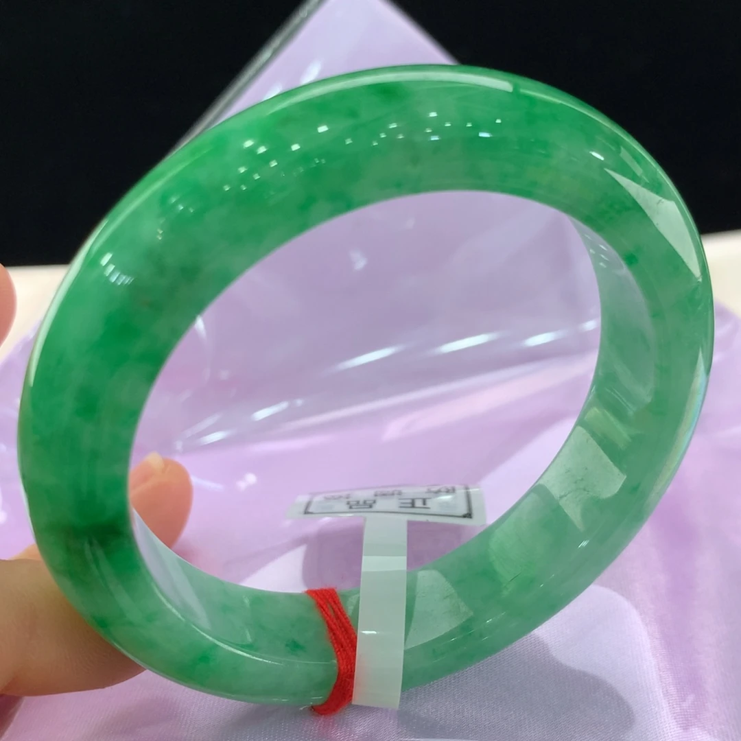 翡翠手镯未镶嵌微瑕-0702