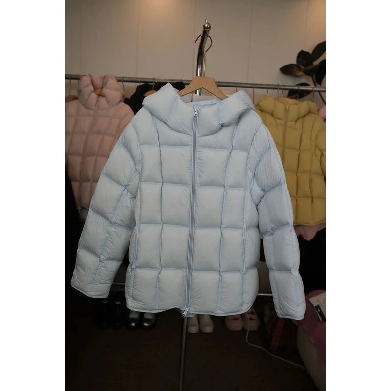 【伊伊】新款韩版连帽加绒加厚保暖冬季百搭女士豆腐块鹅绒服8010