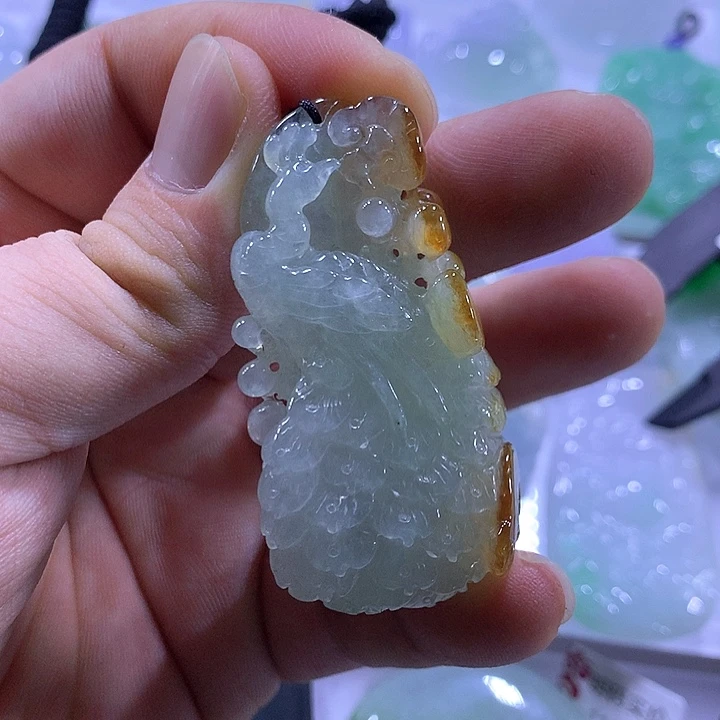 颈饰未镶嵌翡翠天然翡翠A货吊坠