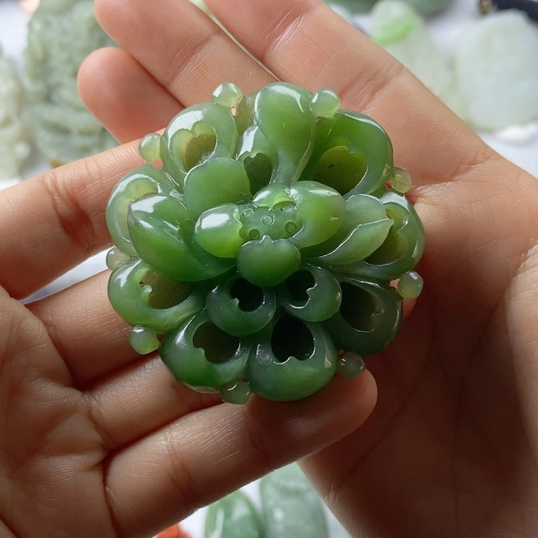 未镶嵌和田玉挂件