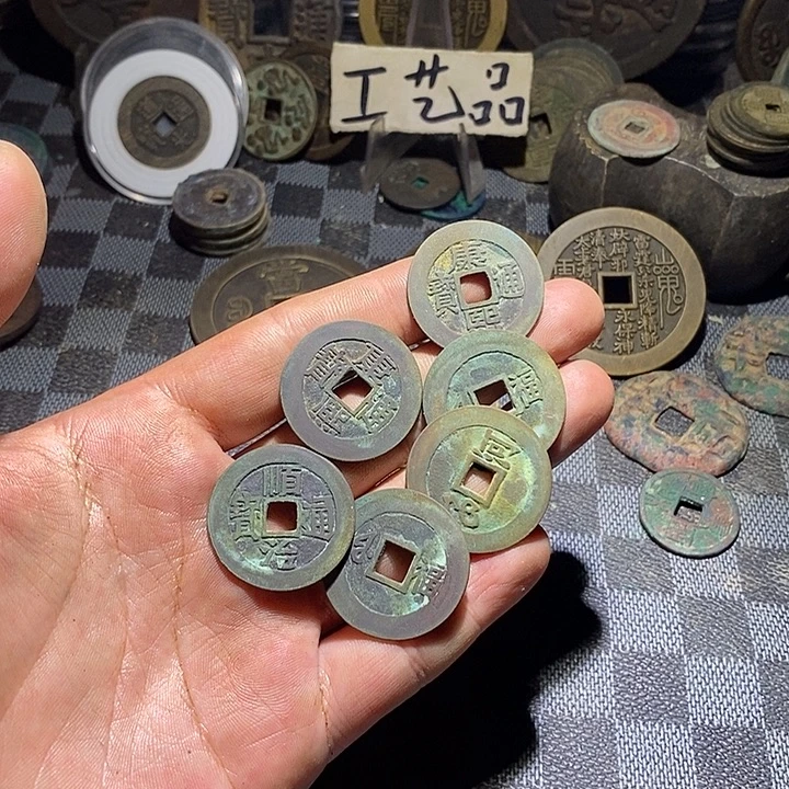 瓷***堂铜现代工艺品仿制品6个
