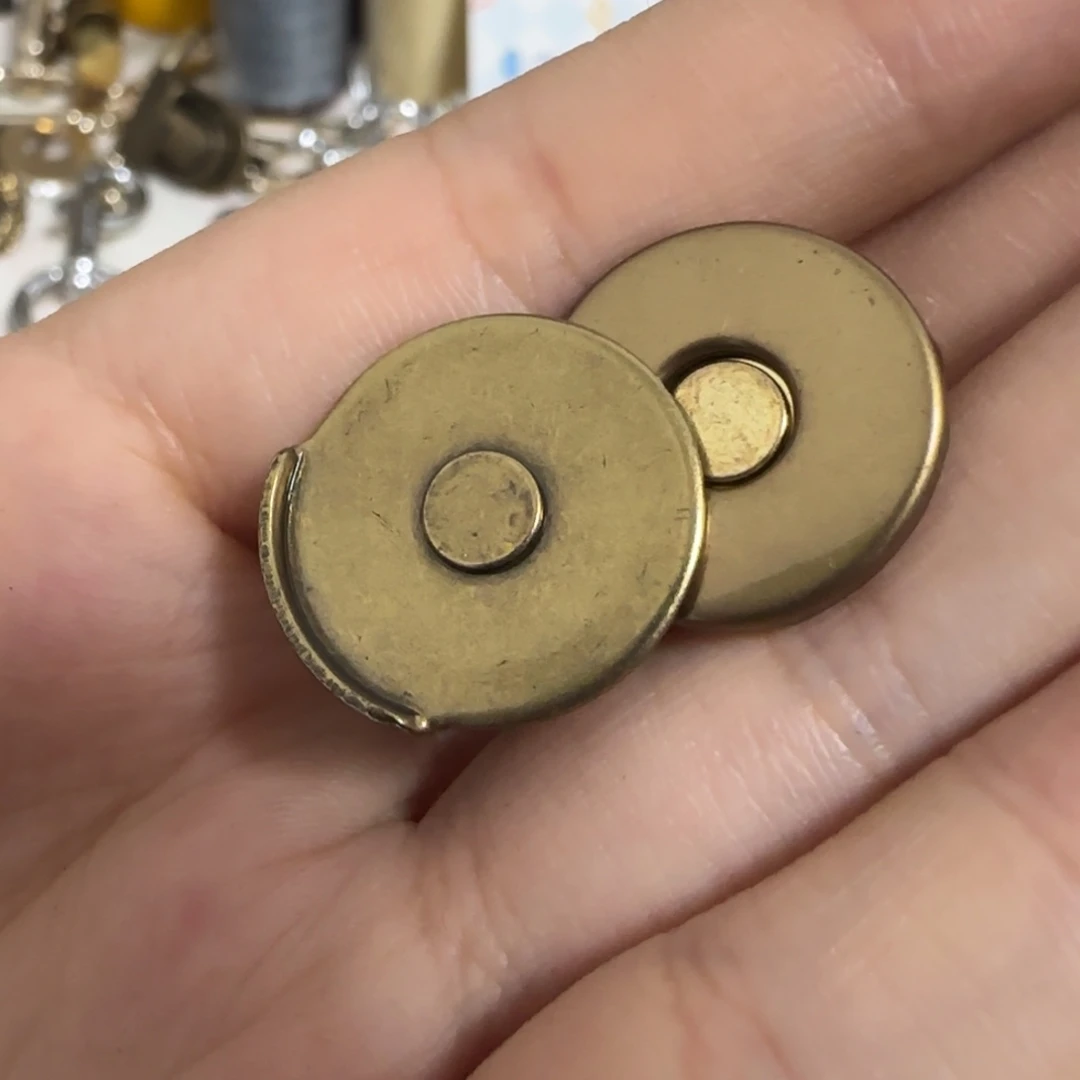 1.8卡脚磁吸10元10套