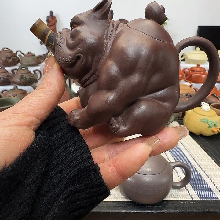 紫砂茶壶L****i金融大鳄