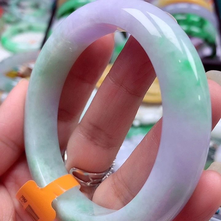 翡翠未镶嵌手镯翡翠