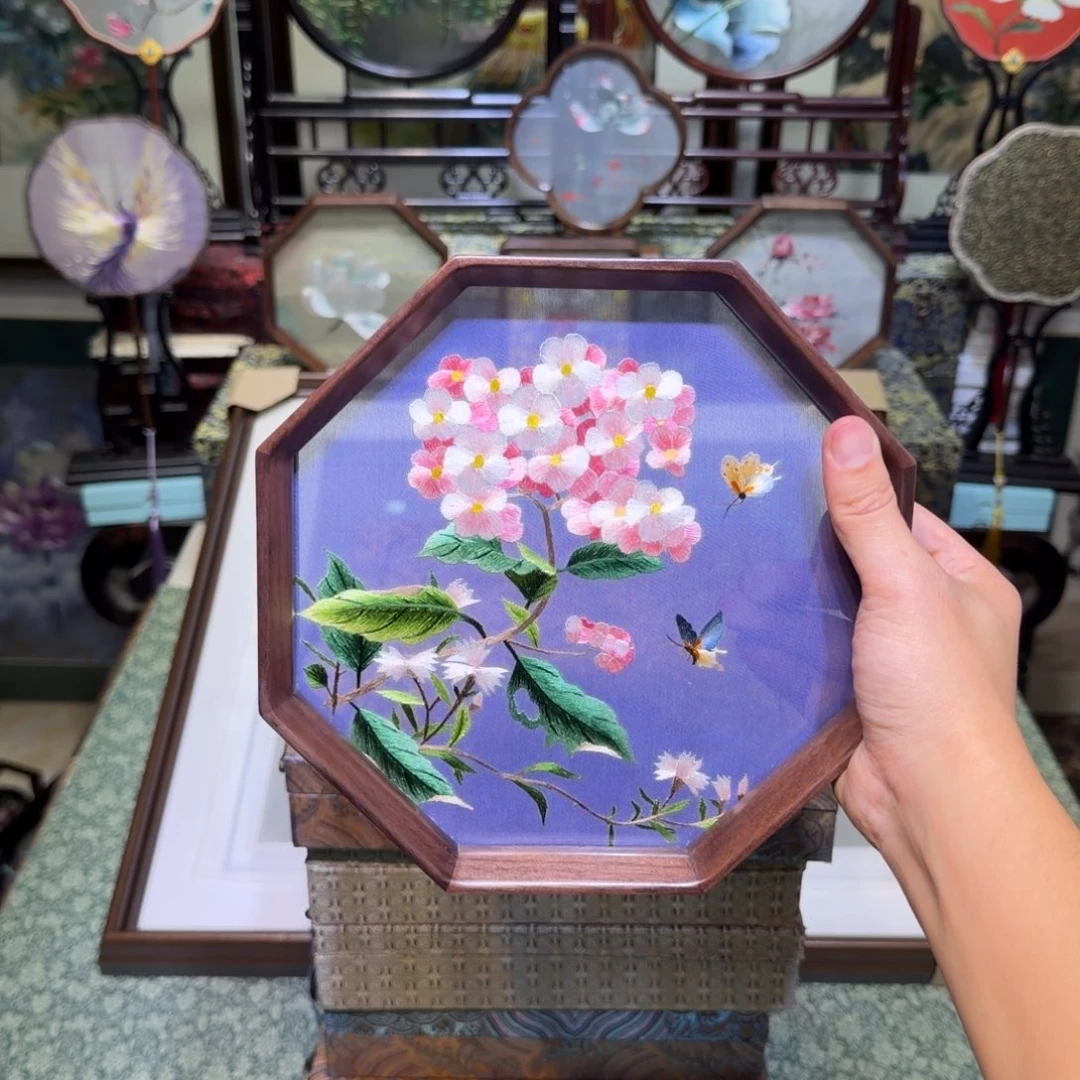刺绣手工苏绣工艺制作技艺精湛