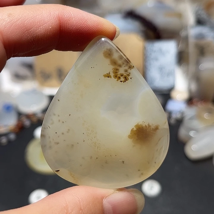 玛瑙/玉髓未镶嵌吊坠(不含链)