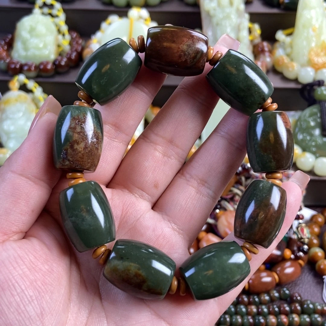 透闪石质玉未镶嵌手串