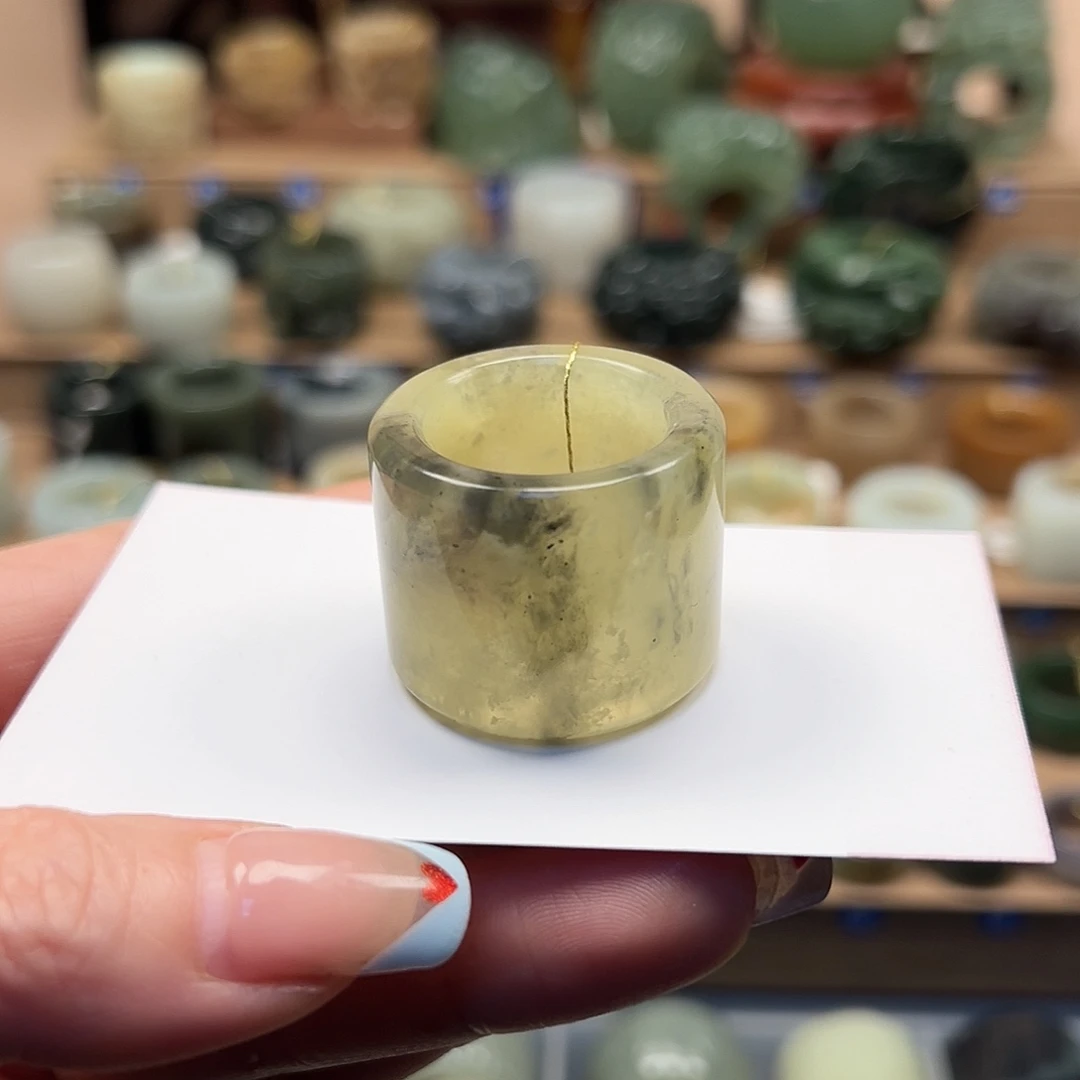 蛇纹石玉未镶嵌戒指22内径29号